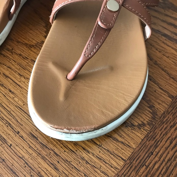 Vionic Sandals - Picture 3 of 8